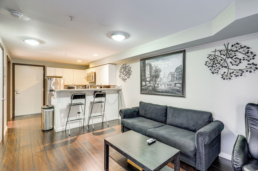 Belltown 1-Bedroom 3rd-Floor interior