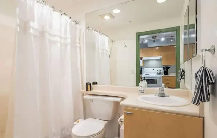 Montreux Condominiums Bathrooms
