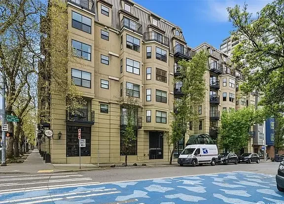 Montreux Condominiums Rooftop