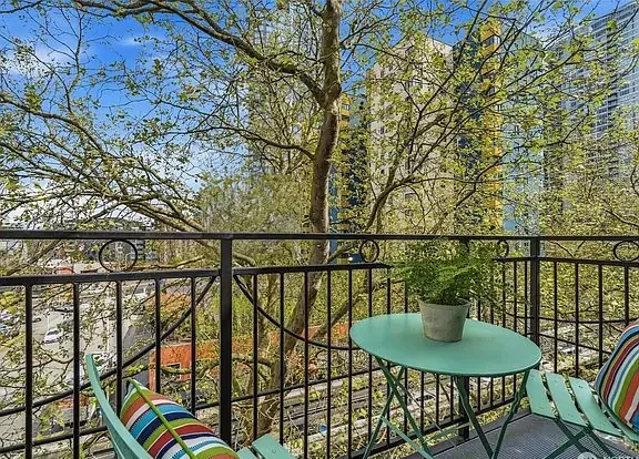 Montreux Condominiums Rooftop